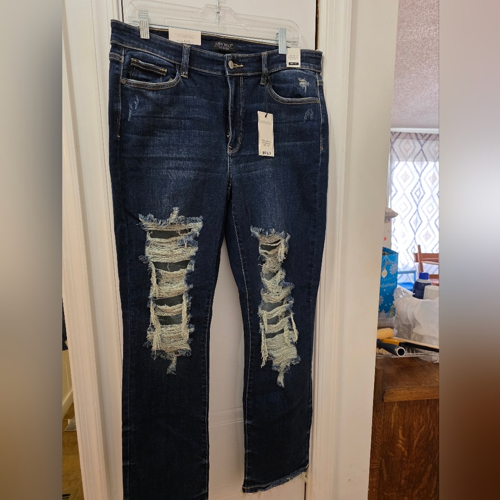Judy Blue Ripped Dark Indigo Skinny Jeans